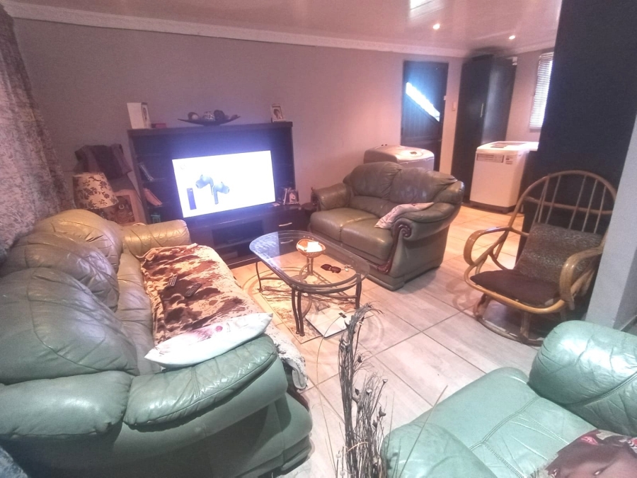 2 Bedroom Property for Sale in Mdantsane Eastern Cape